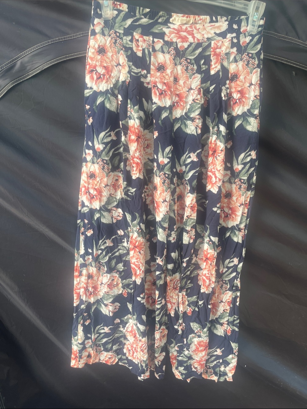 Listicle Navy Wide-Leg Pants with Coral Floral Print